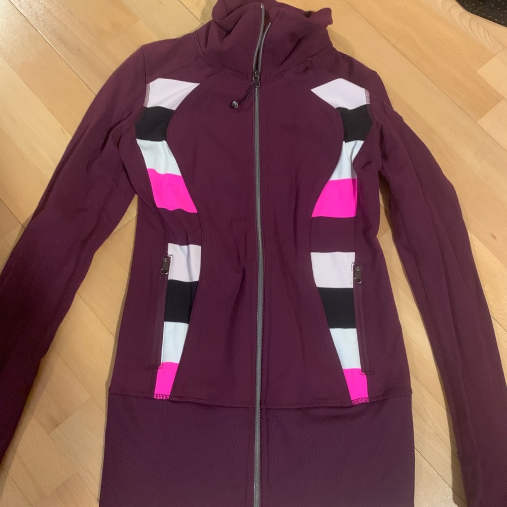 Lululemon track jacket vintage style